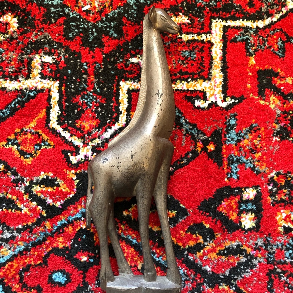 Handcarved Wooden Giraffe - Picture 3 of 13